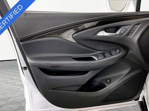 Certified 2020 Buick Envision Essence FWD image 18