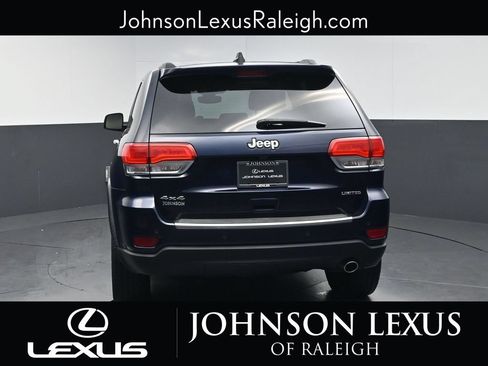 Used 2017 Jeep Grand Cherokee Limited AWD/4WD image 8
