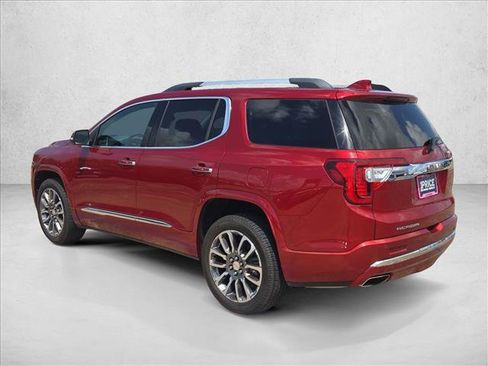 Used 2021 GMC Acadia Denali w/ Denali Technology Package FWD image 8