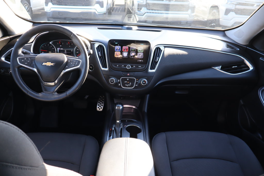 Used 2016 Chevrolet Malibu LT FWD image 18