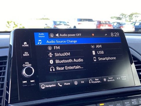 Used 2025 Honda Odyssey Touring image 37