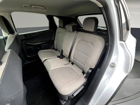 Used 2022 Ford Escape SE FWD image 20