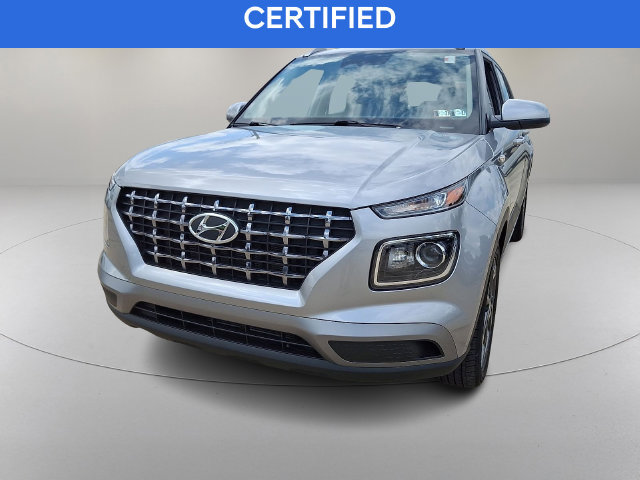 Certified 2023 Hyundai Venue SEL w/ Cargo Package FWD image 4