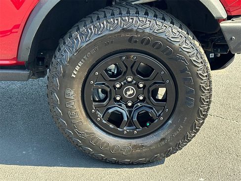 Certified 2021 Ford Bronco First Edition image 12