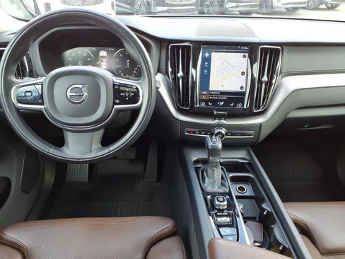 Used 2019 Volvo XC60 T5 Inscription w/ Protection Package FWD image 13