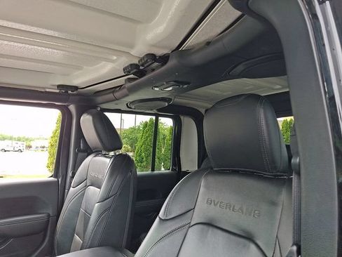 Used 2021 Jeep Gladiator Overland w/ Popular Equipment Package AWD/4WD image 13