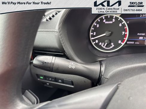 Used 2023 Nissan Sentra SV image 22