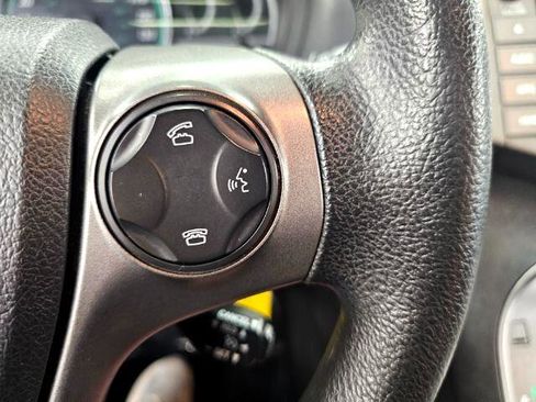 Used 2015 Toyota Venza Limited image 19