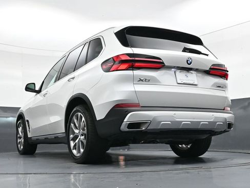 Used 2026 BMW X5 xDrive40i image 34