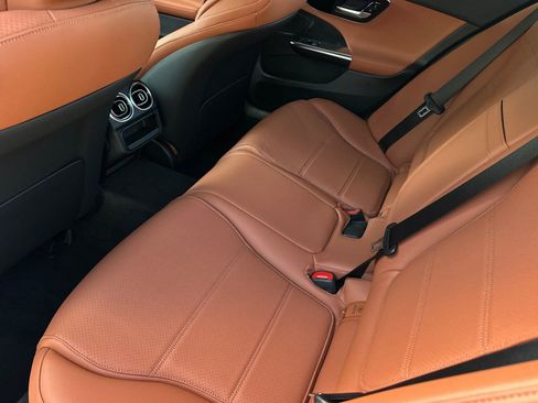 New 2025 Mercedes-Benz C 300 4MATIC Sedan image 10