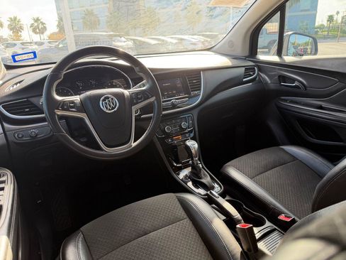Used 2022 Buick Encore Preferred w/ Safety Package AWD/4WD image 5
