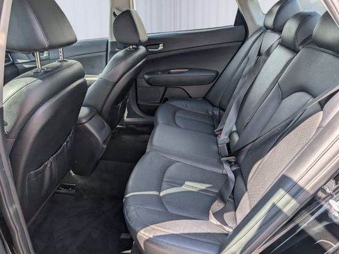 Used 2020 Kia Optima SE FWD image 11