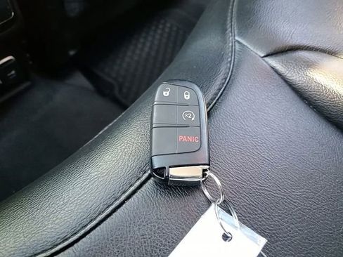 Used 2022 Jeep Compass Trailhawk w/ Sun and Sound Group image 28