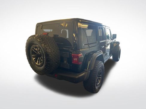 Used 2025 Jeep Wrangler Unlimited Rubicon AWD/4WD image 7