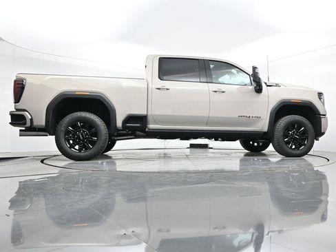 New 2026 GMC Sierra 3500 AT4 w/ AT4 Premium Plus Package image 31
