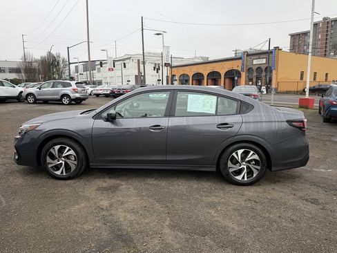 Used 2025 Subaru Legacy Premium image 5