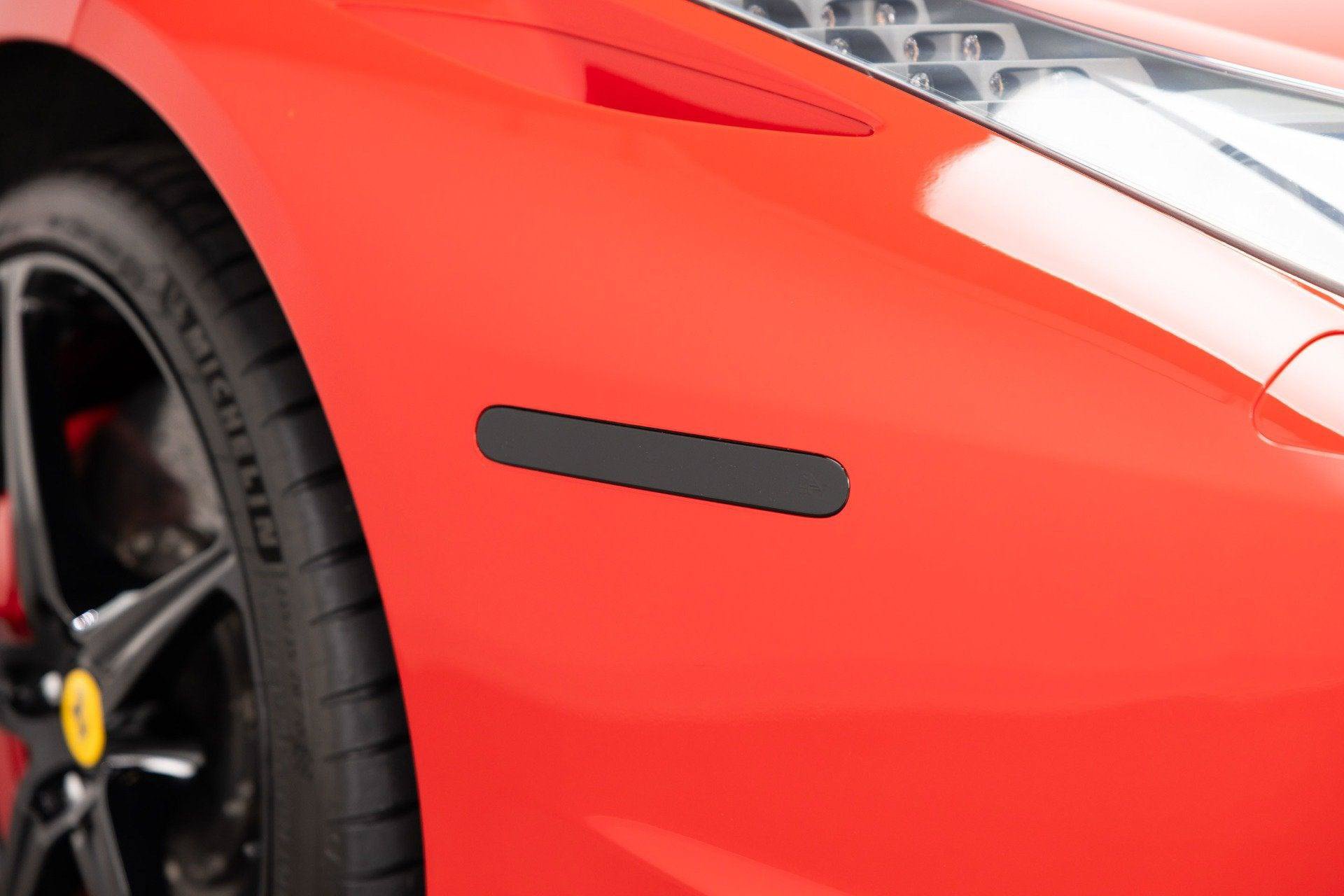 Certified 2014 Ferrari 458 Spider RWD image 34