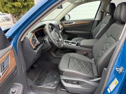 New 2026 Volkswagen Atlas SE FWD image 15