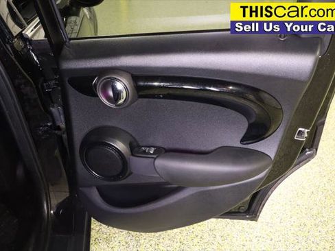 Used 2020 MINI Cooper S image 29