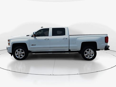 Used 2018 Chevrolet Silverado 2500 LTZ w/ Duramax Plus Package AWD/4WD image 10