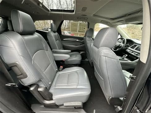 Used 2018 Buick Enclave Premium w/ Experience Buick Package image 28