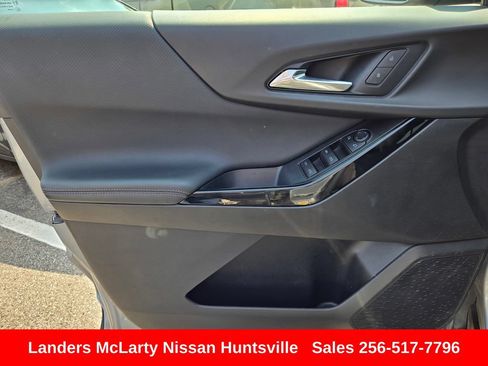 Used 2025 Chevrolet Equinox LT AWD/4WD image 21
