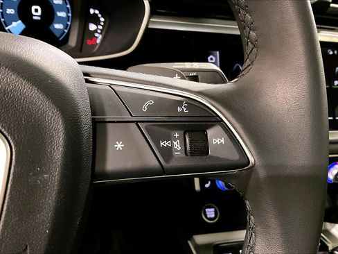 Used 2025 Audi Q3 2.0T Premium Plus w/ Premium Plus Package image 22