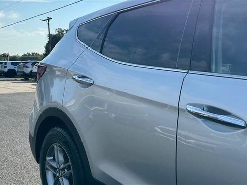 Used 2018 Hyundai Santa Fe Sport AWD/4WD image 19
