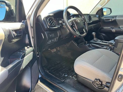 Used 2021 Toyota Tacoma SR image 9