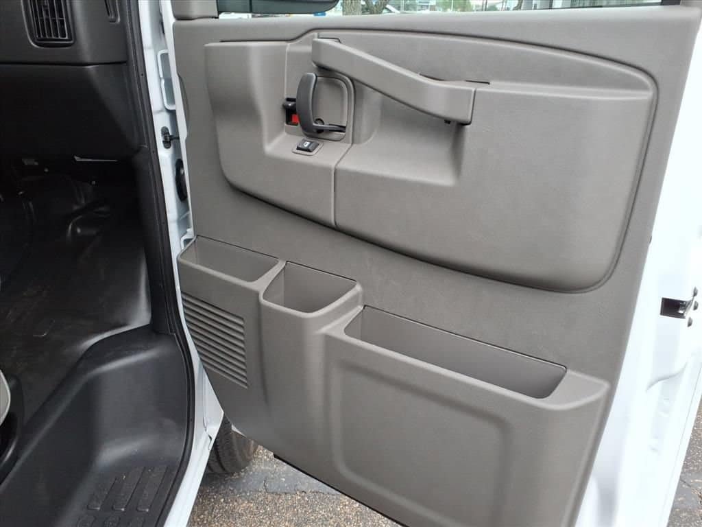 New 2026 Chevrolet Express 3500 Extended w/ Driver Convenience Package RWD image 18