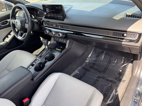 Certified 2023 Honda Civic Sport Touring image 13