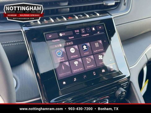 New 2025 Jeep Grand Cherokee Laredo X AWD/4WD image 24