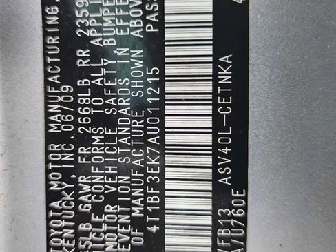 Used 2010 Toyota Camry image 24