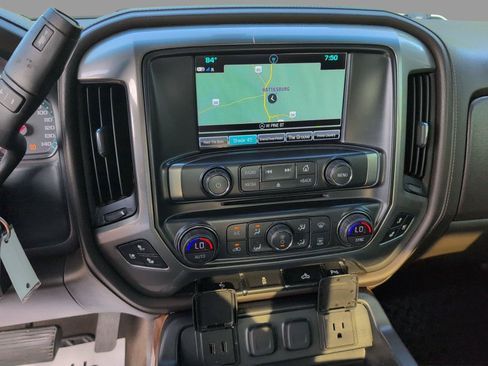 Used 2018 Chevrolet Silverado 1500 LTZ w/ Texas Edition RWD image 17
