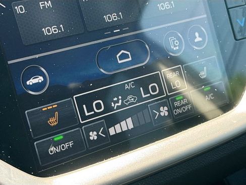 Used 2024 Subaru Ascent Premium AWD/4WD image 24