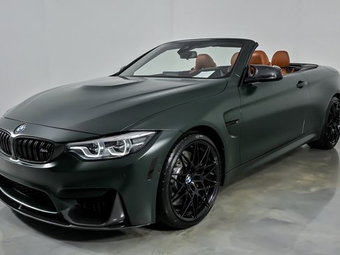 Used 2020 BMW M4 Convertible w/ Competition Package RWD image 6