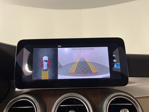 Used 2022 Mercedes-Benz GLC 300 4MATIC image 25