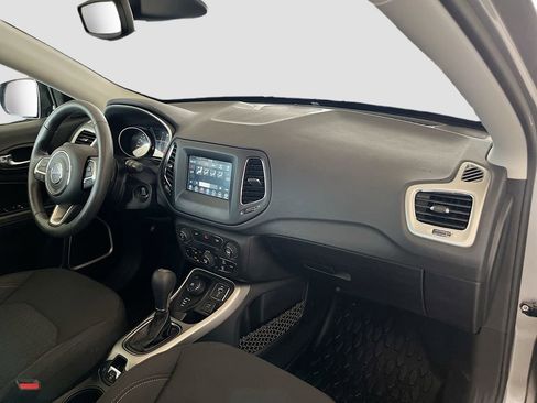 Used 2019 Jeep Compass Sport AWD/4WD image 30
