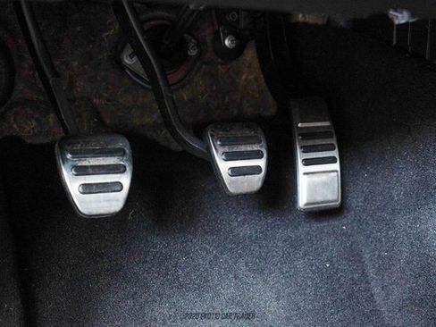 Used 2008 Ford Mustang Shelby GT500 RWD image 46