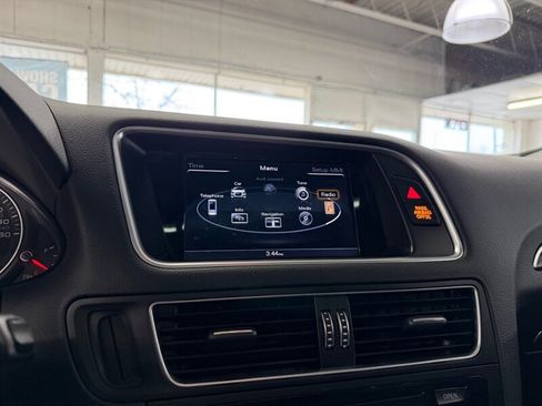 Used 2016 Audi Q5 2.0T Premium Plus w/ Technology Package image 40