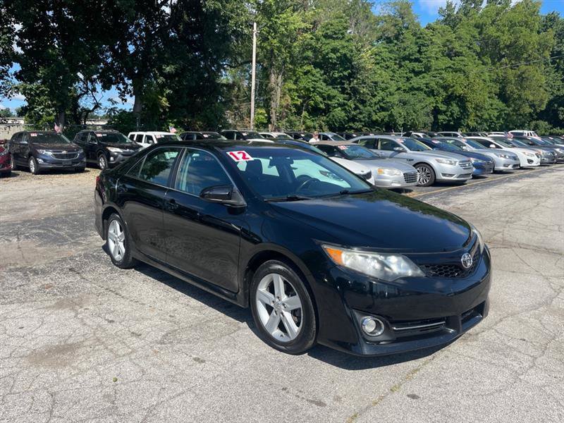 Used 2012 Toyota Camry SE FWD image 3