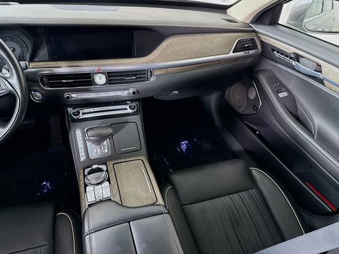 Used 2022 Genesis G90 3.3T Premium AWD/4WD image 28