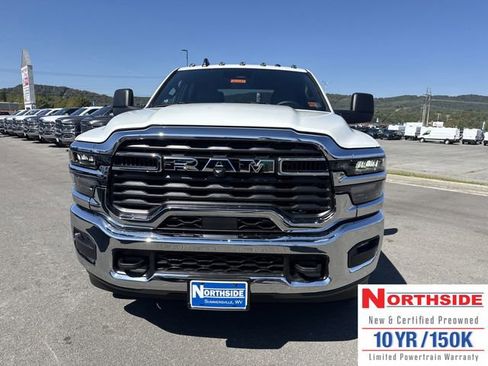 New 2026 RAM 2500 Tradesman w/ Chrome Appearance Group AWD/4WD image 2
