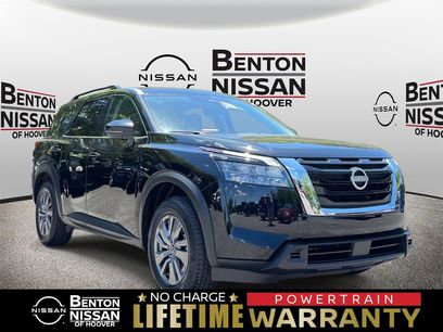Used 2025 Nissan Pathfinder SV