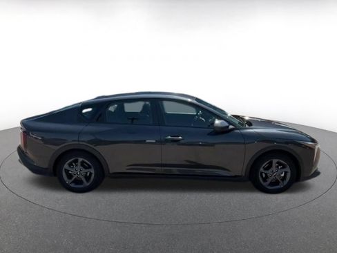 Used 2026 Kia K4 FWD image 16