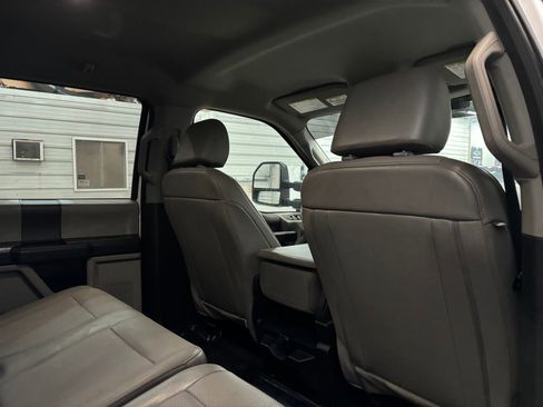 Used 2022 Ford F250 XL w/ Power Equipment Group image 28