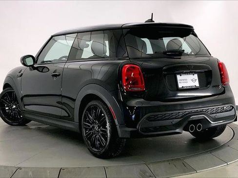 Certified 2024 MINI Cooper S w/ Signature Upholstery Package image 9