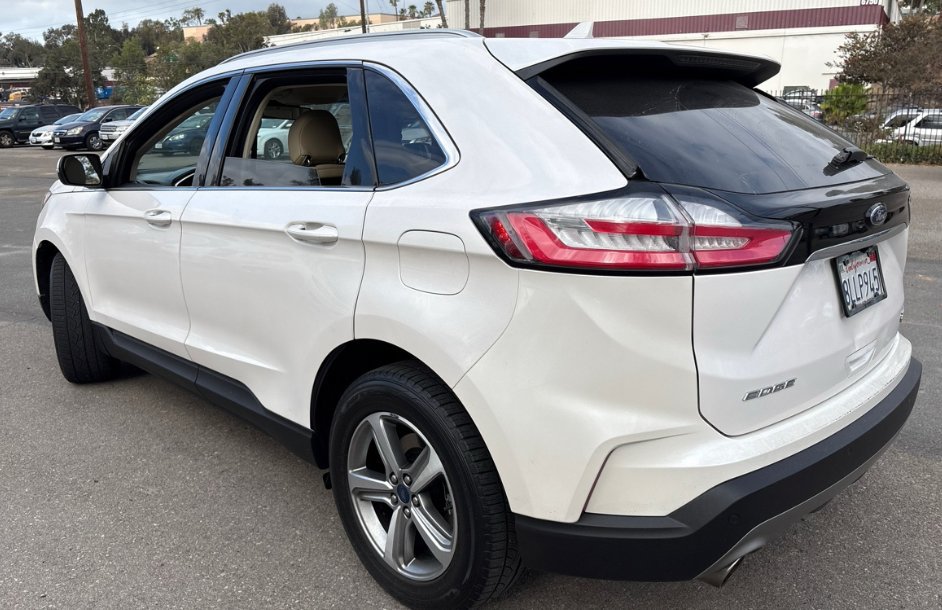 Used 2019 Ford Edge SEL FWD image 6