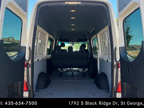 Used 2026 Mercedes-Benz Sprinter 2500 image 18