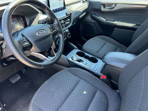 Certified 2024 Ford Escape Active FWD image 12